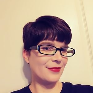 Meet your Posher, Leah